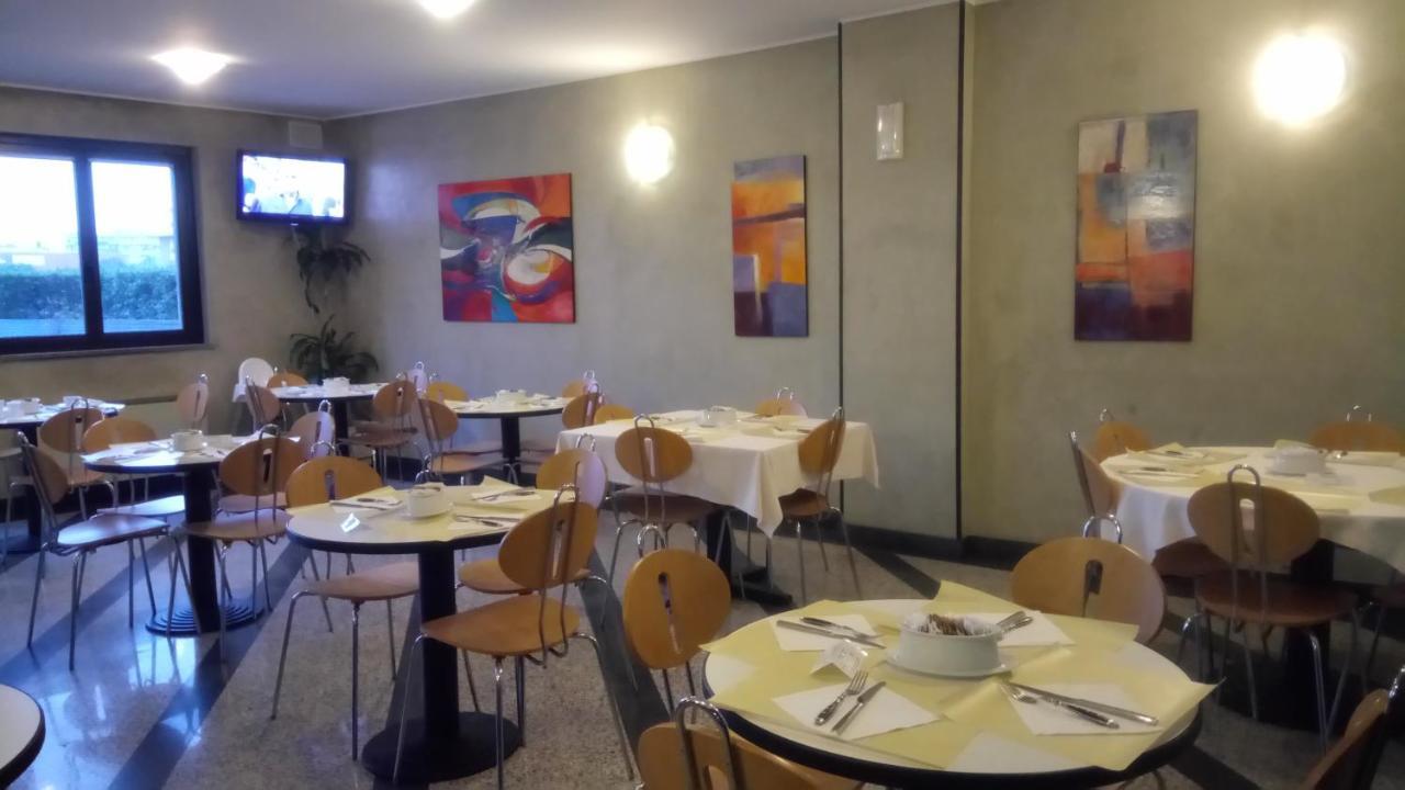 Pacific Hotel Airport Borgaro Torinese Exterior photo